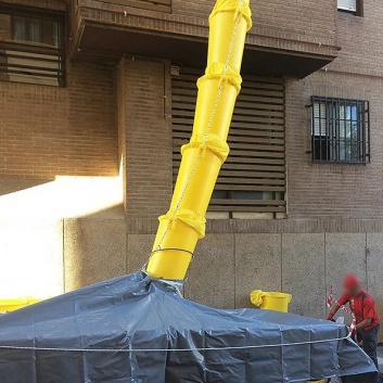 Konteinera pārsegs ar ievadu būvgružu novadcaurulei 6x3m